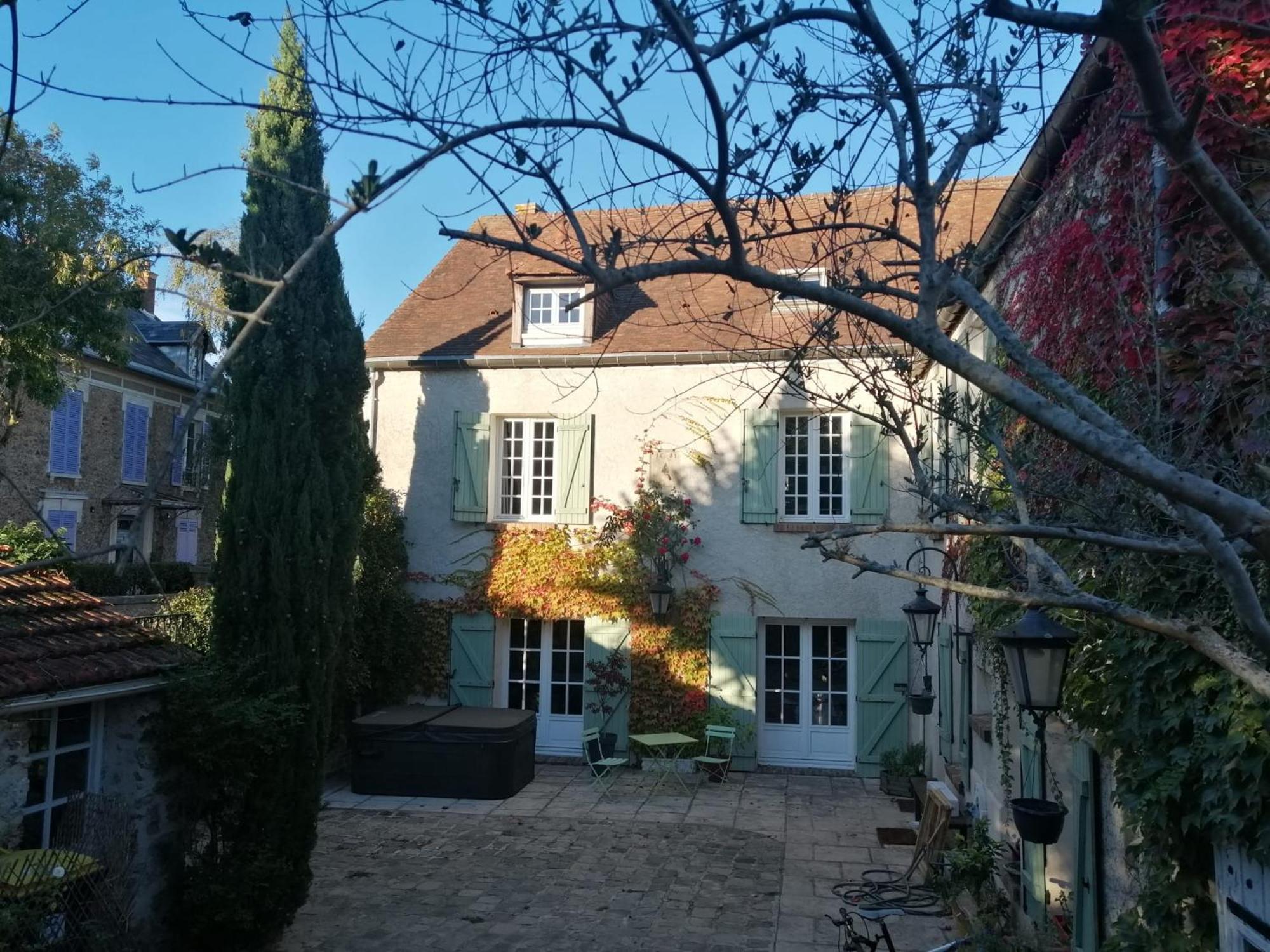 Maison D'Hotes La Source Маньи-лез-Амо Экстерьер фото